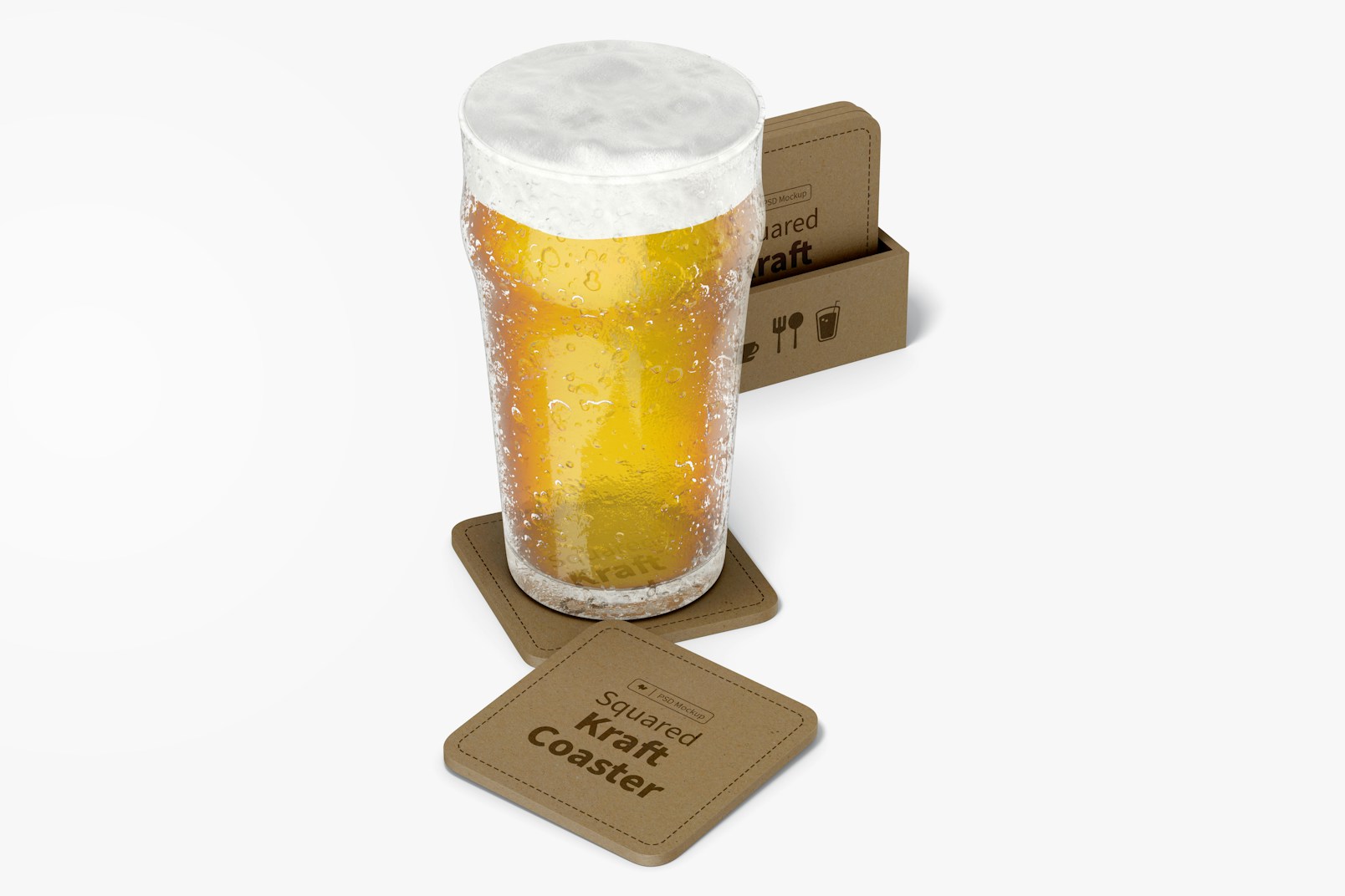 Maqueta de Portavasos Cuadrados de Cartón con Vaso de Cerveza