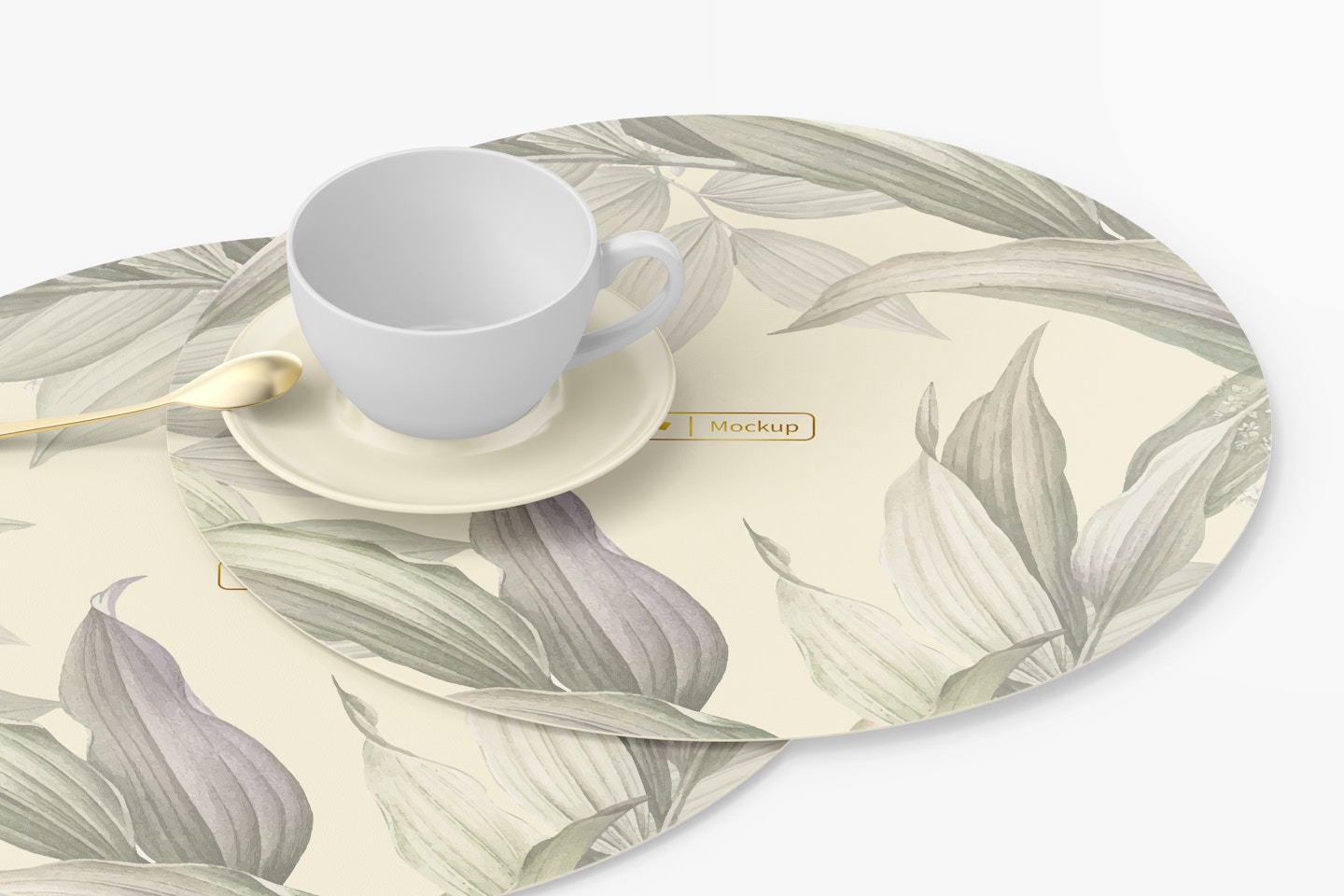 Round Placemats Mockup 02